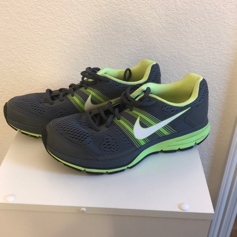 Nike Women’s Air Pegasus 29